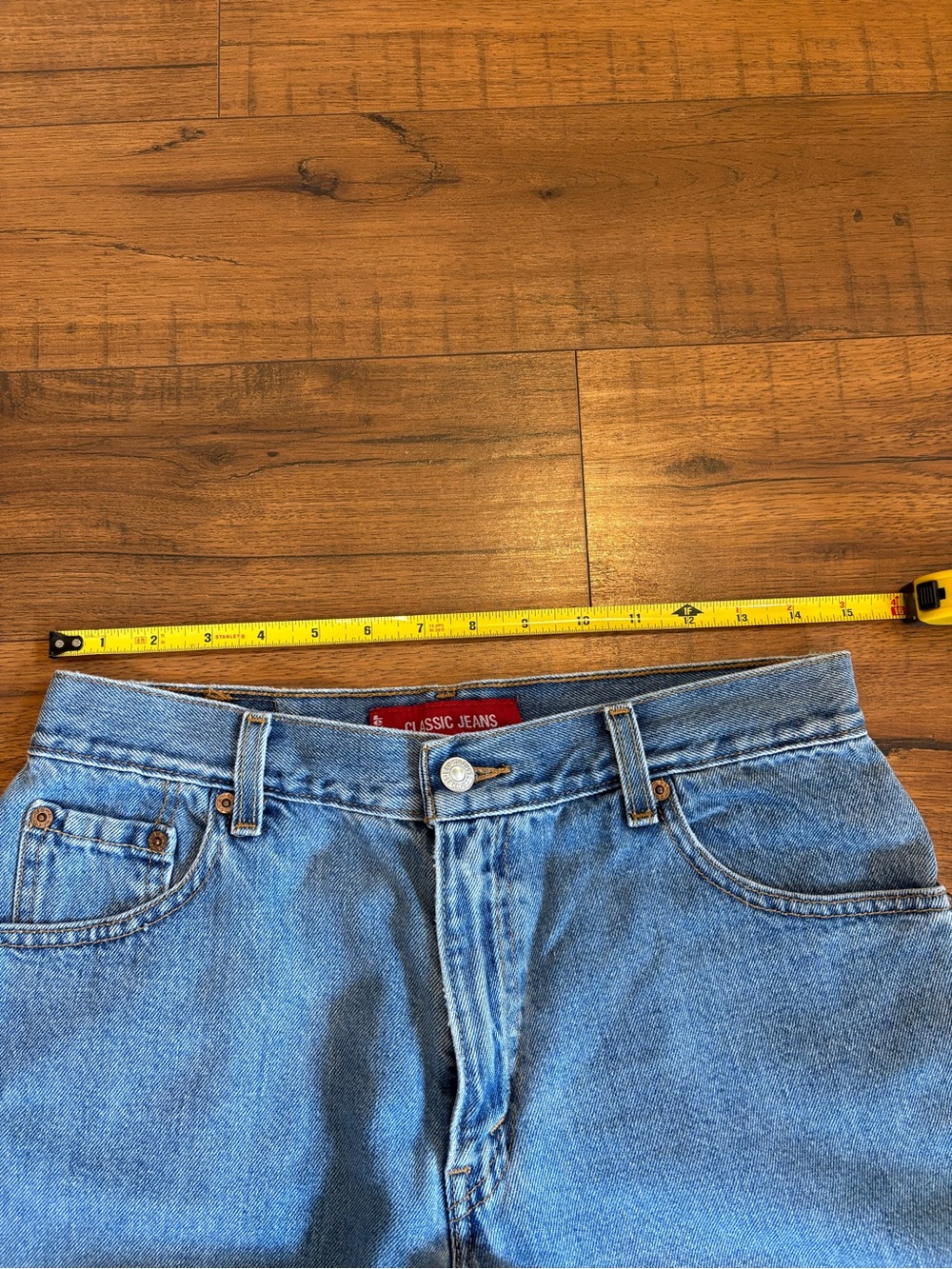 VTG Y2K Levi’s Denim Shorts Women’s Size 10 Classic Fit Mom Shorts - Picture 5 of 8